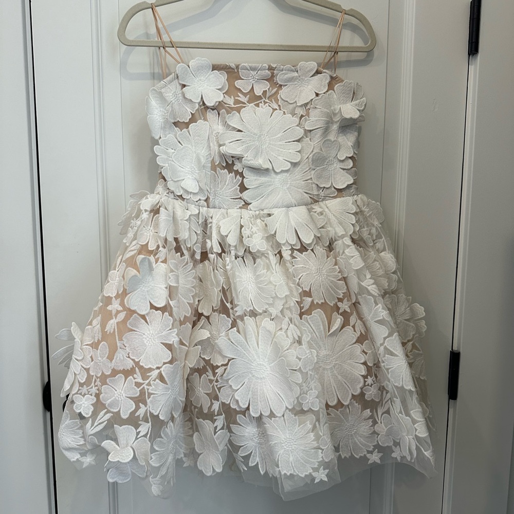 NWT Akira Angel Energy Strapless Floral Fit And Flare Mini Dress Size M - Picture 2 of 9